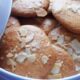 Amandelkoekjes in blikken doos - lekker en gemakkelijk glutenvrij recept voor koekjes
