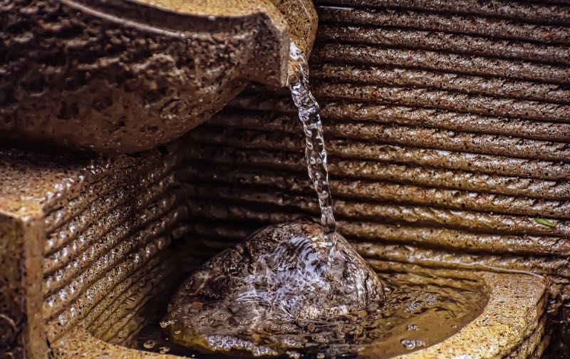 water fontein terras tuin